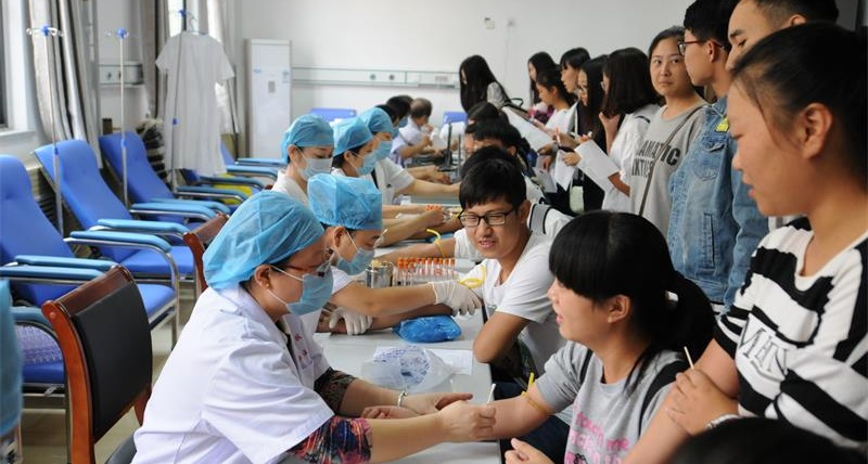 2017年4月湘雅三医院前往职工医院专家门诊